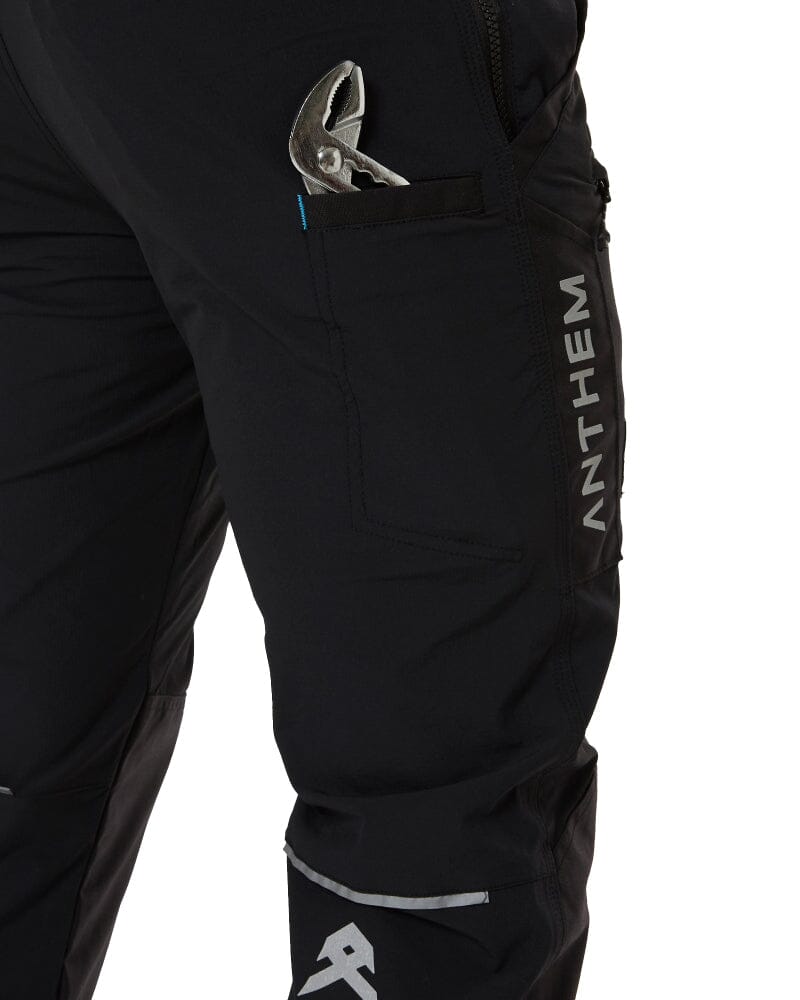 Triumph Straight Leg Pant - Black