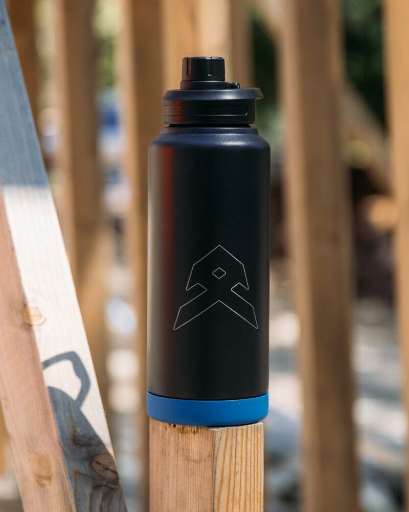 1L Insulated Water Bottle - Black